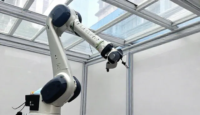 机械臂工作站如何实现高效设备升级?